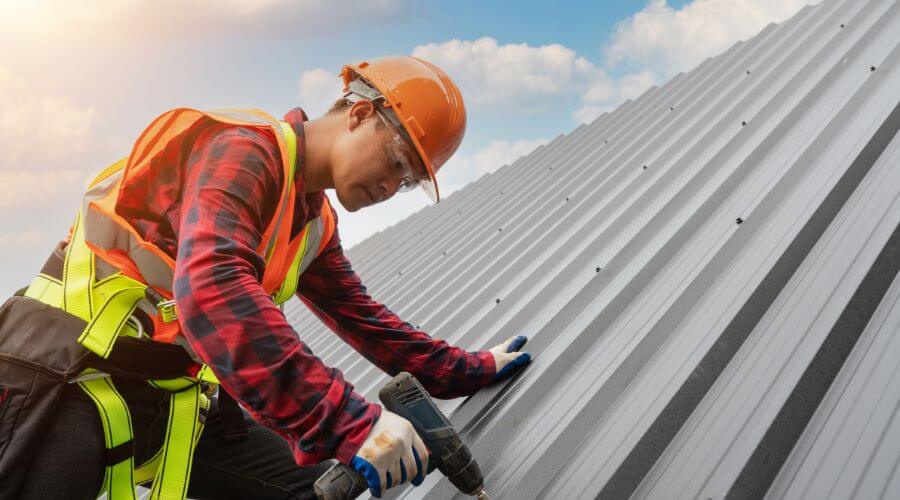 Expert tile roof repair services in Fort McCoy, FL